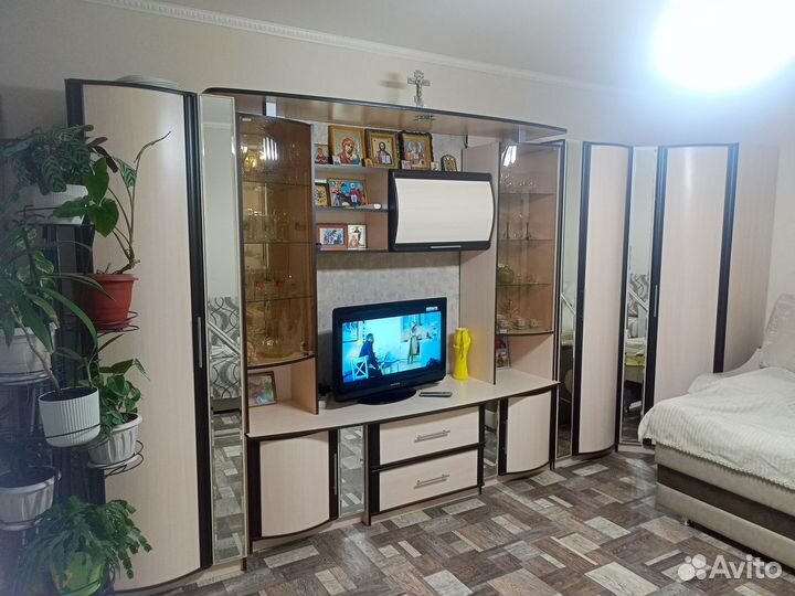 Продам стенку бу