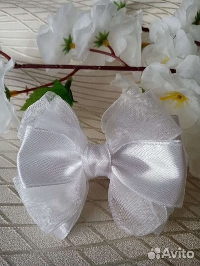 Школьные бантики ручной работы