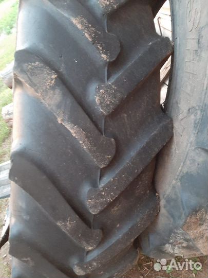 Покрышки мтз задние и передние