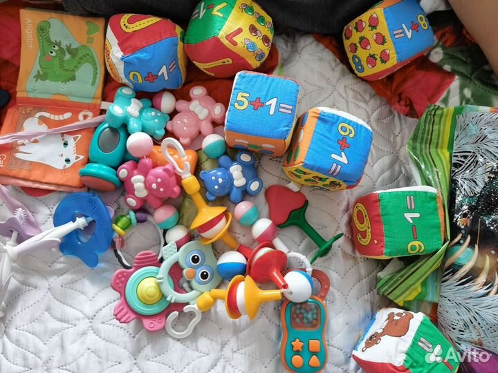 Игрушки погремушки пакетом