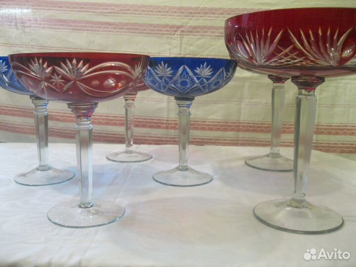 Ваза хрустальная цветная