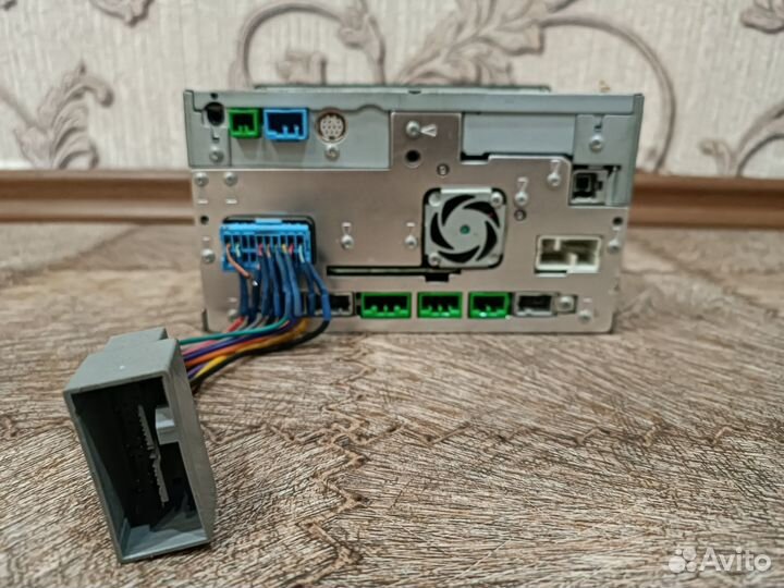 Магнитола японская Gathers VXH-062CV