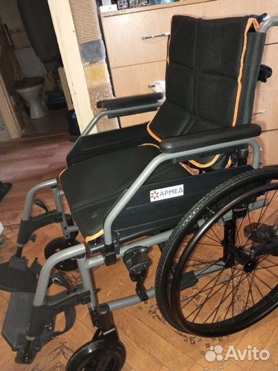 Инвалидная коляска новая
