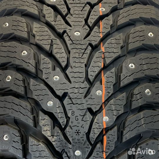 Nokian Tyres Hakkapeliitta 9 275/40 R21 107T