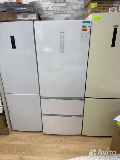 Холодильник Haier a3fe742cgwjru (70см)