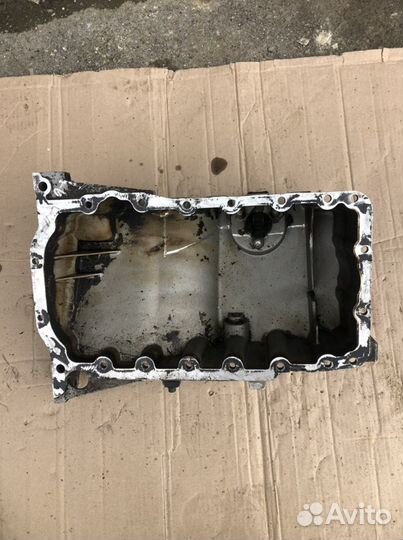 Поддон масленый мотора Audi A4 B6 B7 2.0 ALT