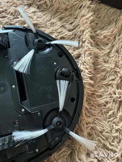 Робот пылесос