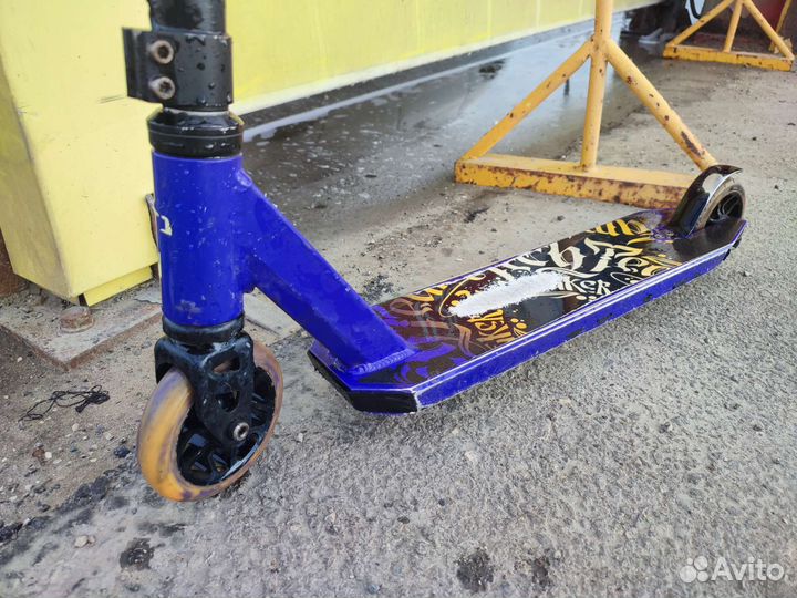 Трюковой самокат