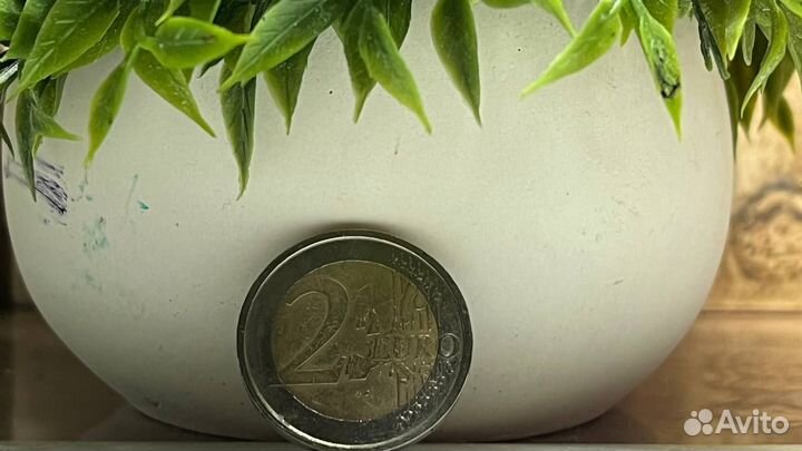 Монета 2 евро