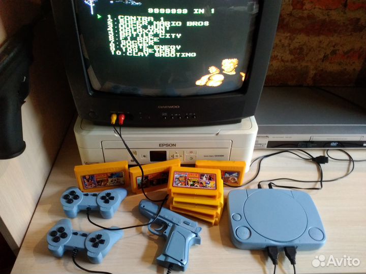 Игровая приставка Dendy