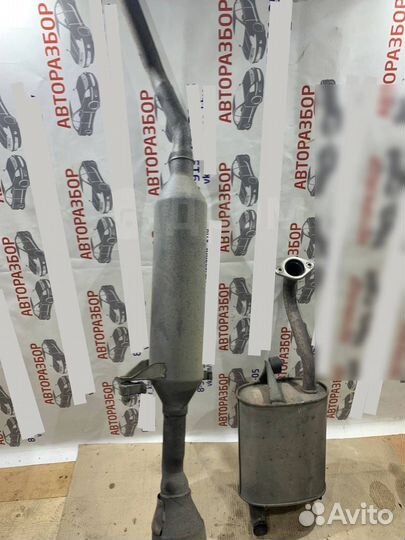 Глушитель с катализатором Toyota Corolla Runx