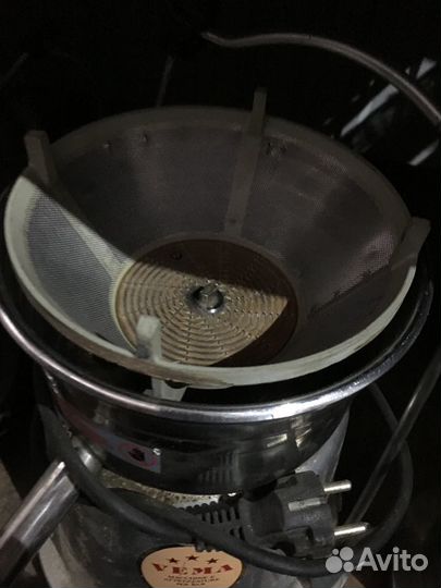 Соковыжималка Vema CE 2083