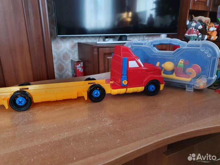 Машинка конструктор