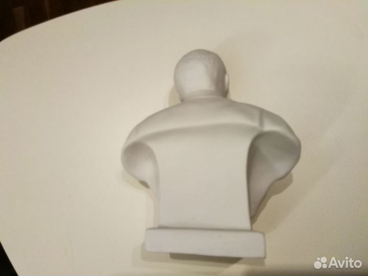 Бюст фарфоровый В.И.Ленин лфз