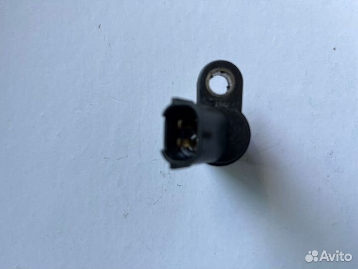 Датчик распредвала правый Subaru Impreza GDA