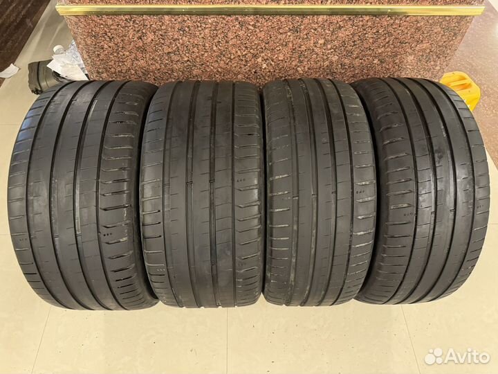 Michelin Pilot Sport 5 275/35 R19 и 245/40 R19