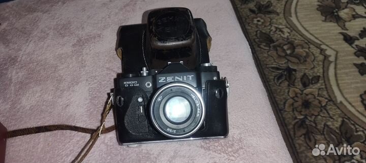 Пленочный фотоаппарат Зенит