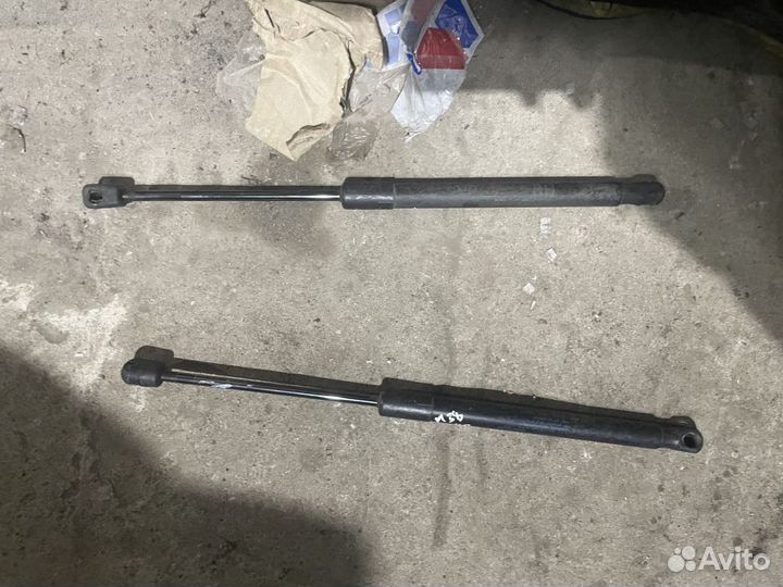 Упор багажника kia ceed ed