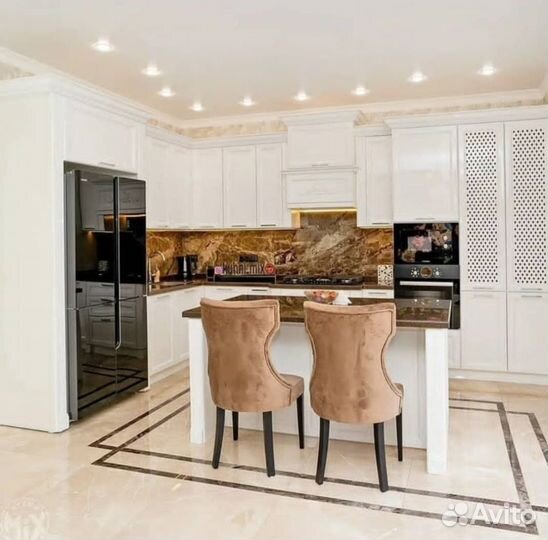 Кухни классические глянцевые