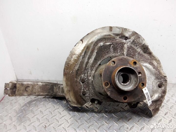 Кулак поворотный правый BMW X6 E71 6773784