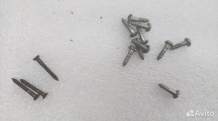 Гвози и саморезы