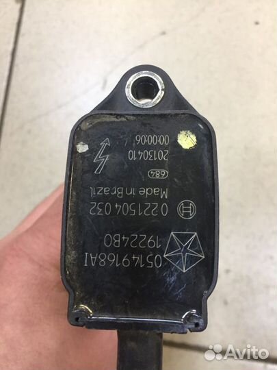 Катушка зажигания Jeep Grand Cherokee WK2