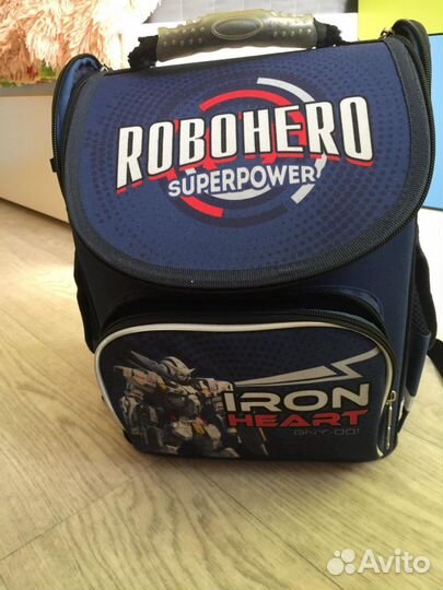 Портфель школьный для мальчика