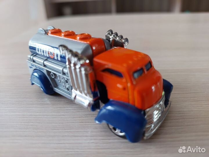 Коллекционные машинки Hot Wheels