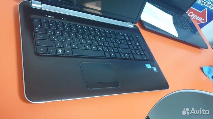 Ноутбук - Hewlett-Packard HP Pavilion dv7- 1NM