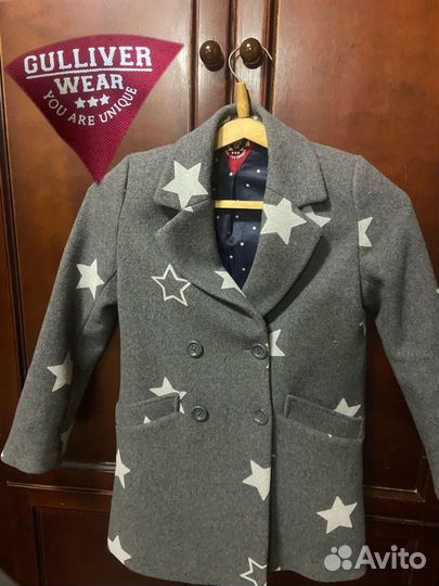 Пальто на девочку 134