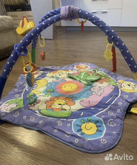 Развивающий коврик для малышей