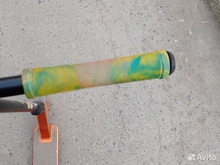 Трюковой самокат