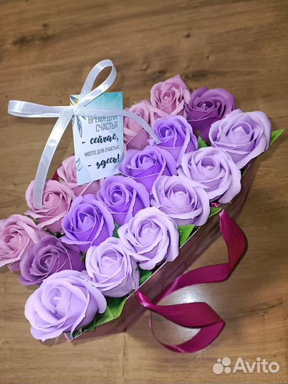 Композиция из мыльных роз