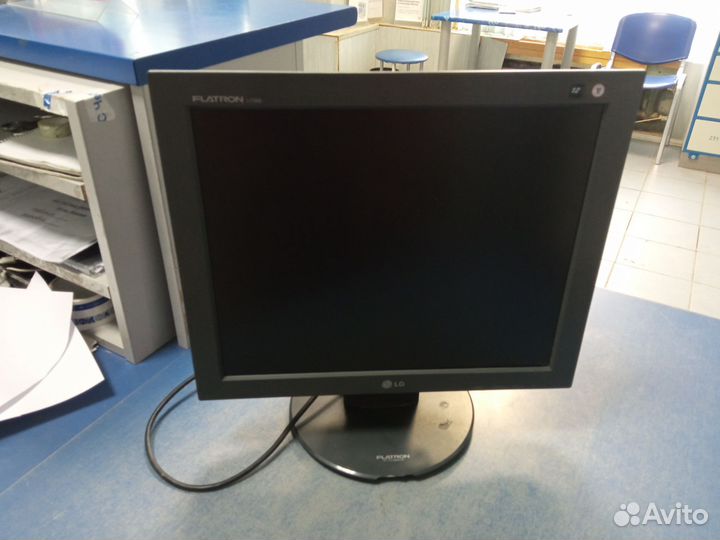 Монитор LG flatron