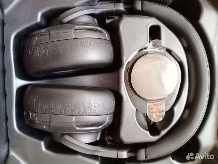 Наушники новые JBL quantum ONE