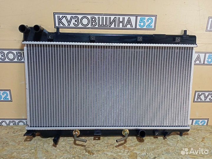 Радиатор охлаждения Honda Fit (03-07г) Jazz AT