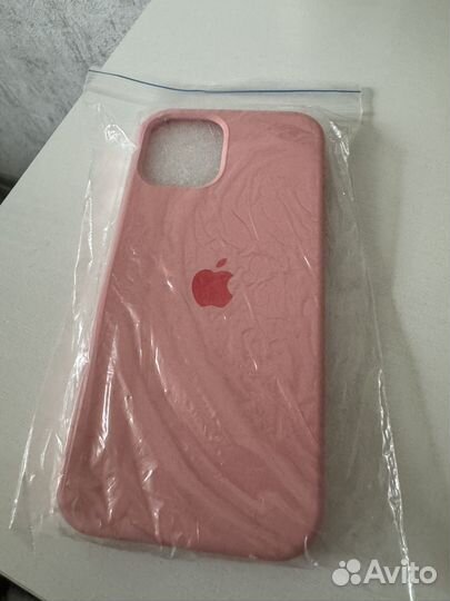 Чехол на iPhone 12