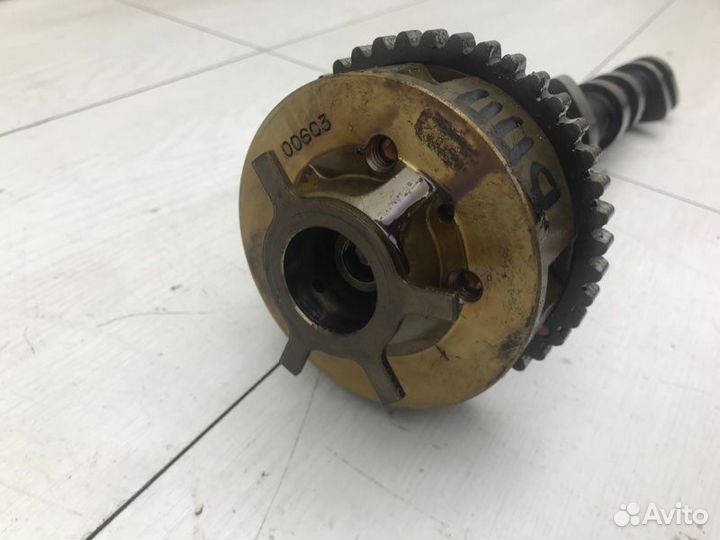 Распредвал выпускной Jaguar X-Type 1 2004