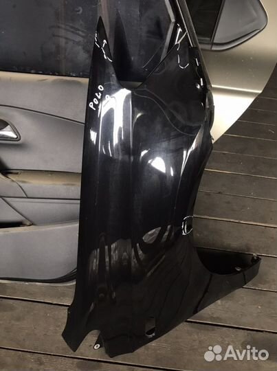 Крыло переднее правое Volkswagen Polo 5 sedan