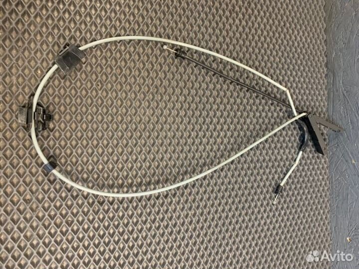 Трос замка капота Mercedes-Benz E-Class W213