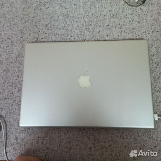 Apple MacBook pro 15 2011