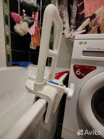 Поручень для ванной