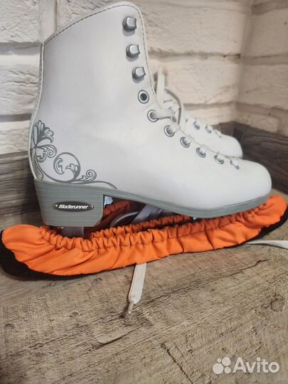 Коньки фигурные 33 размер