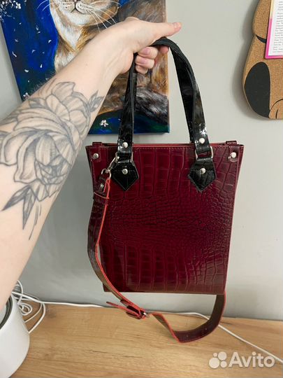 Сумка less новая натуральная кожа