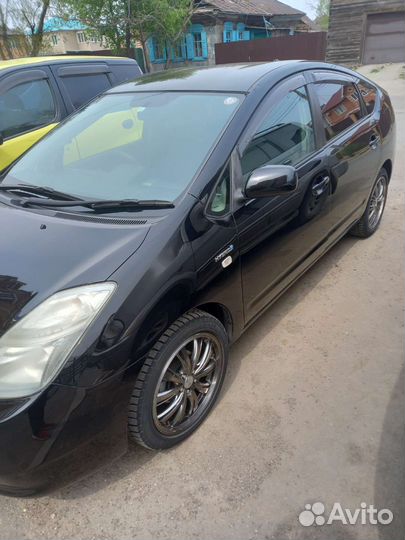 Toyota Prius 1.5 CVT, 2010, 195 000 км