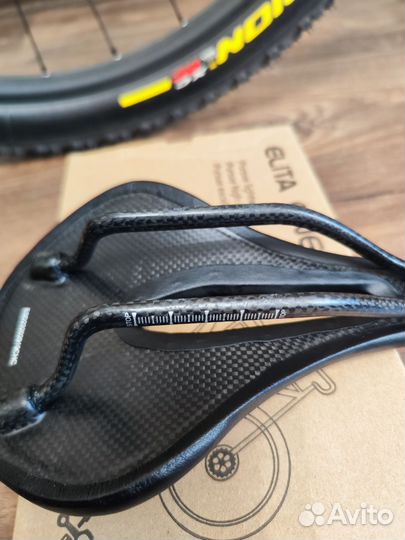 Седло для велосипеда Elita One карбон