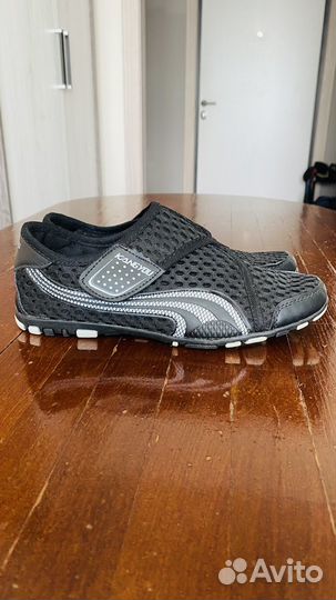 Продам мужские кроссовки