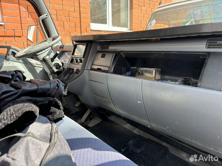 Mitsubishi Fuso Canter, 2012