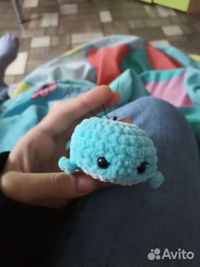 Вязаный брелок