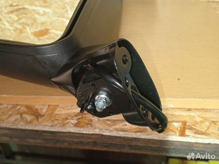 Зеркало левое Scania 4 с электроприводом и обогрев